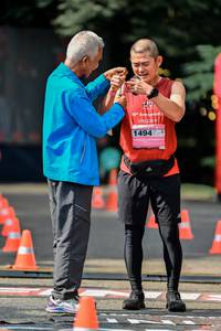 BIB: 
                            <button type="button" onclick="openModal(25178385)" class="btn btn-primary btn-sm float-right btn-popup" data-toggle="modal" data-target=".modal-high-quality">
                        <i class="fas fa-shopping-cart"></i> Add to Cart
                    </button>
                                            <button type="button" onclick="isThisMe(25178385, true)" class="btn btn-success btn-sm float-right btn-popup btn-isme hidden" data-toggle="tooltip" data-placement="bottom" title="นี่คือรูปของคุณใช่ไหม คลิกที่นี่เพื่อเอาเข้าอัลบั้ม">
                        <i class="fas fa-plus"></i> Add to album
                    </button>
                    <button type="button" onclick="isThisMe(25178385, false)" class="btn btn-warning btn-sm float-right btn-popup btn-isnotme hidden">
                        <i class="fas fa-ban"></i> Remove from album
                    </button>